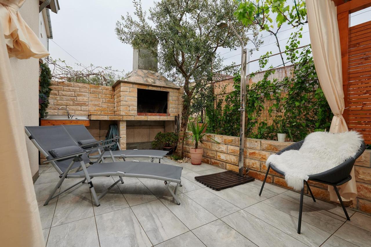 Apartment Boris Trogir Exterior foto